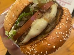 -The Habit Burger Grill 哈比特汉堡(复兴soho店)
