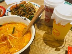 -迷你椰·泰式大排档(湖州衣裳街店)