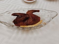 手抓乳鸽-潮福城大酒楼·潮粤菜·港式点心(阳光城店)