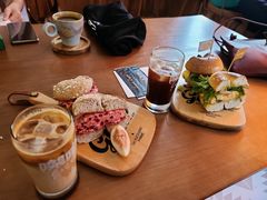 -Catch Bagel(芳草地店)