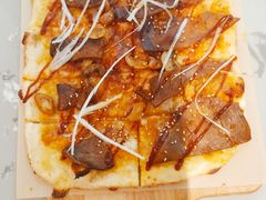 慢煮牛舌双拼披萨-必胜客(张掖西大街店)