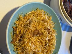 -八府香鸭·啫啫煲(华山路店)