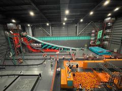 -极限PLAY运动娱乐新世界·团建派对潮玩休闲馆·室内蹦极高空游乐园