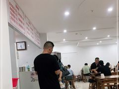 大堂-何记酿皮店(西流湾店)