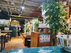 -蜗牛的家旅行主题云南菜餐厅.小酒馆(护国寺店)