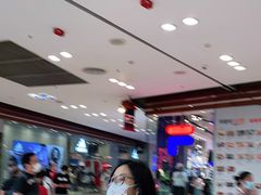 -东荟城名店仓
