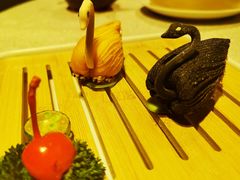 鸳鸯天鹅酥-万丽轩·粤菜(王府井金茂万丽酒店)
