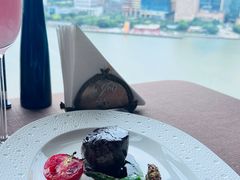 -Da Ivo哒伊沃意大利魔镜餐厅(外滩店)