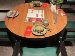 包厢-青年公社烤鸭(宝杨宝龙广场店)