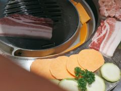 -哈哈碳都·牛肋条无限自助烤肉(台江万达店)