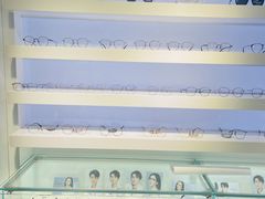 -浮光眼镜·蔡司视觉合作·数字验配中心(陆家嘴店)