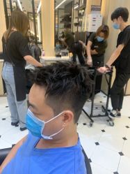 -HAIR CORNER