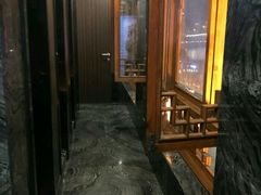 -小天鹅火锅·一线江景洪鼎旗舰店(洪崖洞店)