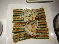 -贝勒爷·酥不腻烤鸭