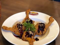 -拉亚汉堡经典餐厅(商城路店)