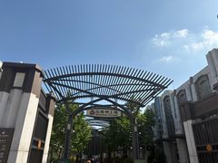 -比斯特上海购物村精品奥特莱斯