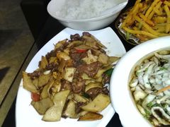 -刘胖子家常菜·蹄花焖藕(兴业店)