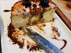 冲绳黑糖风味爆浆蛋糕PLUS-必胜客(中大银泰店)