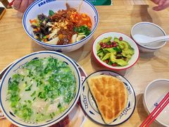 -秦䩊会·陕西biangbiang面(畹町路店)