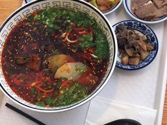 -陇兴楼兰州拉面(西安咸阳国际机场店)