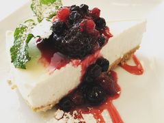 -Majestic Café