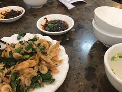 -周家大连水饺(美专校街店)