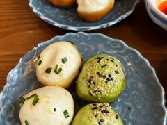 蟹粉和鲜肉两拼-鑫震源·苏式大虾生煎(山塘街店)