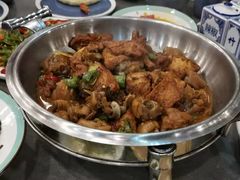 红烧猪蹄-东北农家小院(定西路店)