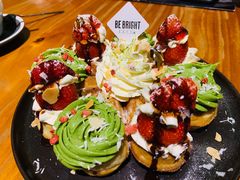 草莓忌廉华夫饼-BE BRIGHT KITCHEN(正佳广场店)