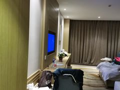 -兴芮温泉度假区