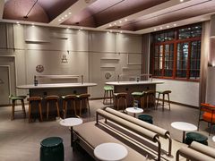 大堂-星巴克臻选(上海今潮8弄店)