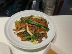 广式干炒牛河-南棠馆粤菜坊(群光店)