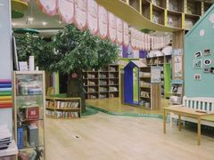 -饭米多蔻中英文绘本馆(苏州美罗店)