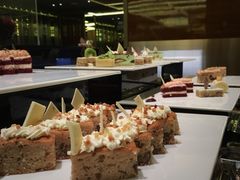 -大中华希尔顿酒店-念自助餐·嗨啤·小龙虾