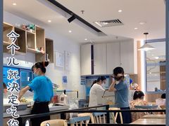 用餐区-满记甜品(巴黎春天宝山店)