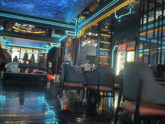 -屋有岛沉浸游戏旗舰店(中山公园店)