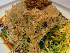-大宝全猪馆(南京路店)