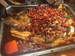 -辣尚瘾·烤鱼·新川菜(交大直营店)