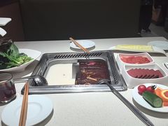 -海底捞火锅(盈石八一广场店)