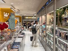 -泡泡玛特POPMART(蓝色港湾店)