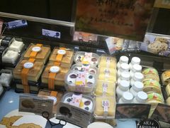 -TOUCH泰奇(奉贤宝龙城市广场店)