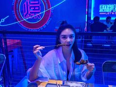 -燥次·烧烤酒场(万象城店)