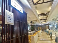 -潇湘华天大酒店-湘·悦美食街(芙蓉中路店)