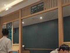 -绿草地·湘菜(7mall店)