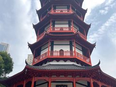 -绳金塔