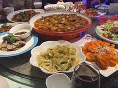 -巴特餐饮6加1音乐餐吧·新疆菜