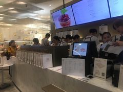 -奈雪的茶(市百一店)