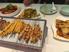 -嗨辣小聚·盘锦河蟹·海鲜烧烤龙虾(盘锦十年好店)