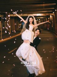 -青禾蒙娜丽莎婚纱摄影(武汉总店)