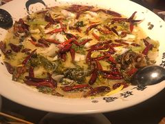 -江渔儿酸菜鱼(万科东荟城店)